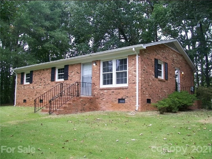 1975 Peace Road