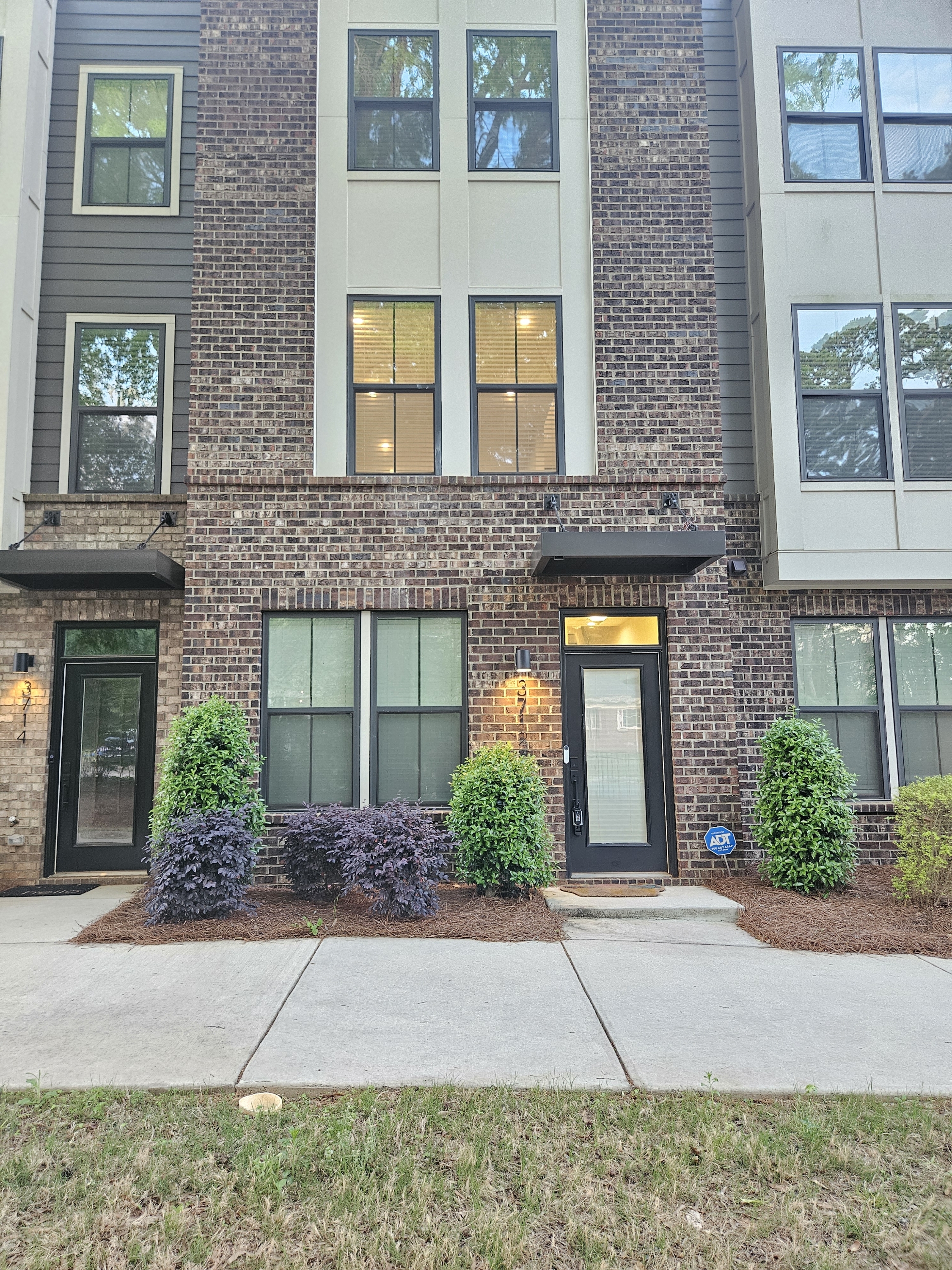 3712 Ellington Street - 1